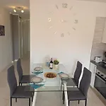 Ocean View By Interhome